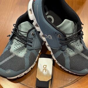 On Running women’s Black and Gray Athletic Shoes